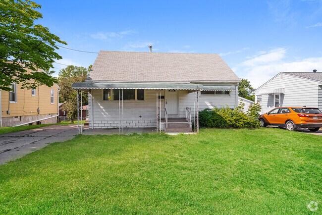Building Photo - 37 Orrville Ave Rental