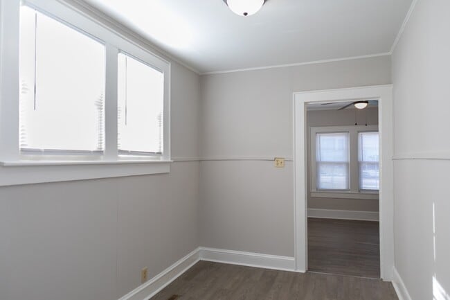 Photo - 122 Jefferson St