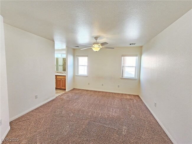 Building Photo - 1229 Bourbon St