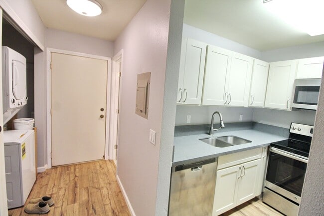 Building Photo - UPGRADED CONDO at Maui Lani Terrace in Honokowai. Unfurnished ground floor, 1BR, 1BA $1700