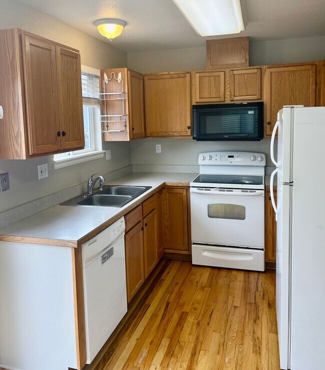 Photo - Charming 3bd/2ba in Mayfair Neighborhood!