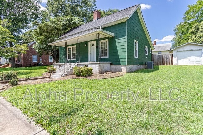 Photo - 654 Maywood St