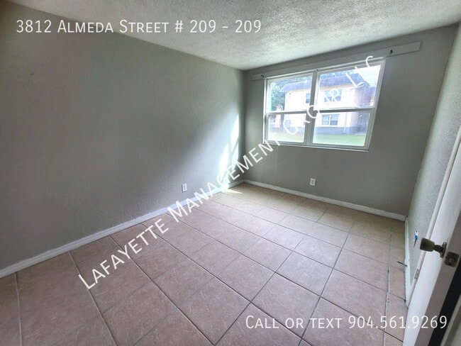 Photo - 3812 Almeda St Unit 209