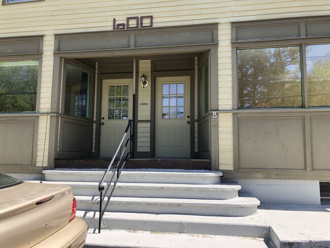 Building Photo - 600 S Britain Rd Unit 600