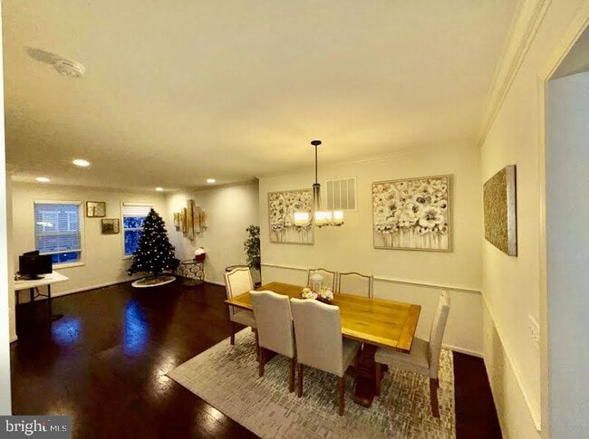 Photo - 23689 Sailfish Square