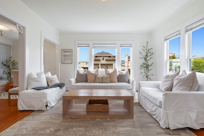 Photo - 334 Edmonds St Unit ID1346352P