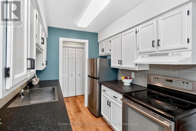 Photo - 159 Church St Unit 2