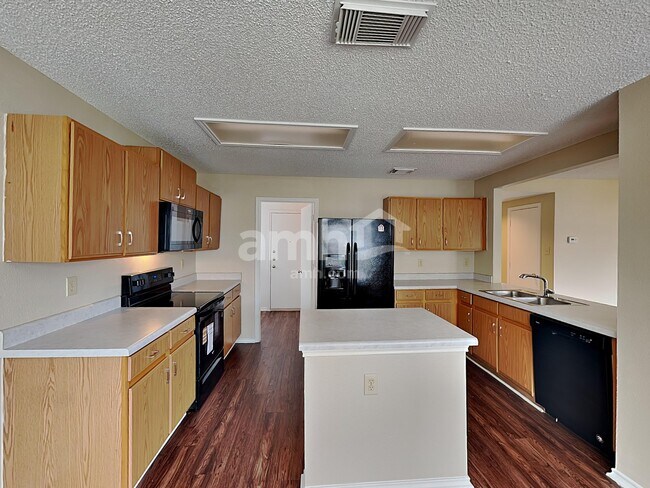 Photo - 6806 Winterpath Dr