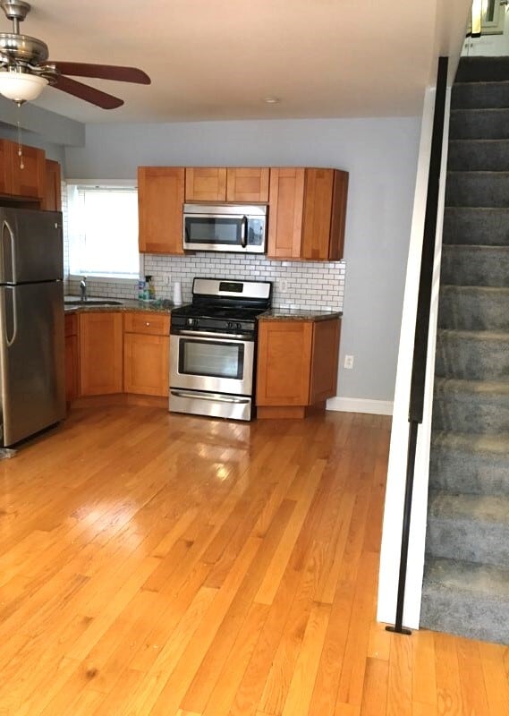 Building Photo - 371 Tree St Rental