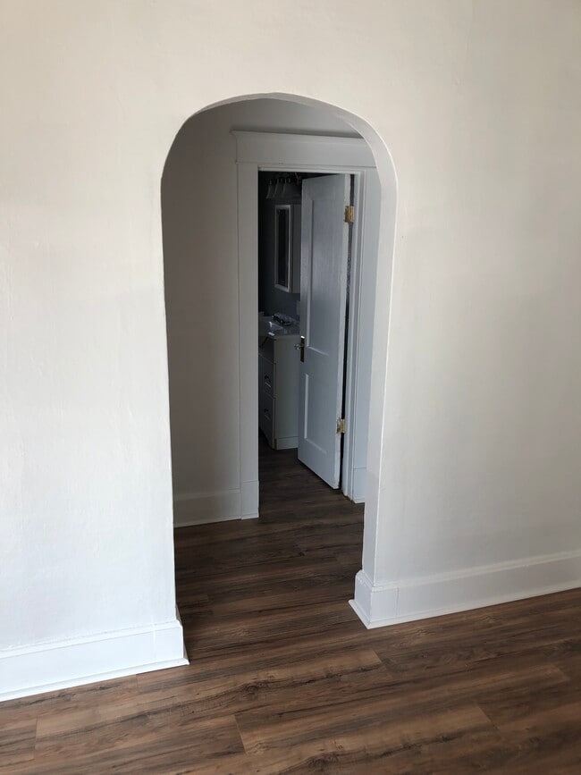 Photo - 520 11th St Unidad WH