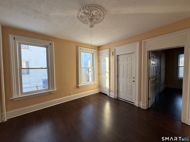 Photo - 10 Gilbert Ave