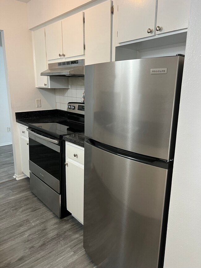 Photo - 5521 Bay Blvd Unit 202