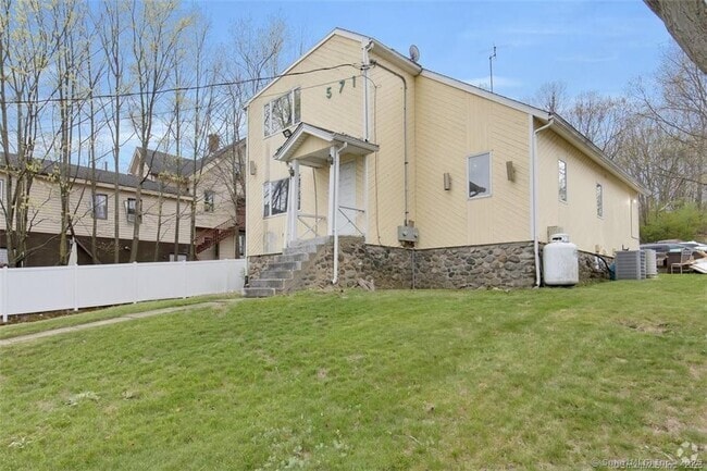 Building Photo - 571 Wolcott St Unit 2 Rental