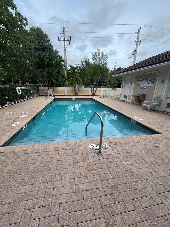 Photo - 5347 SW 40th Ave