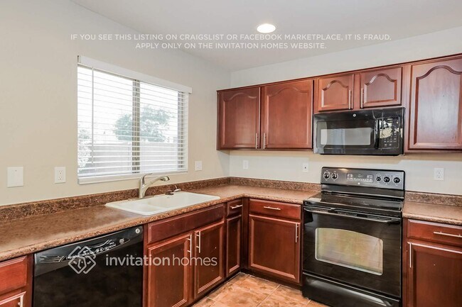 Photo - 1906 W Appaloosa Way