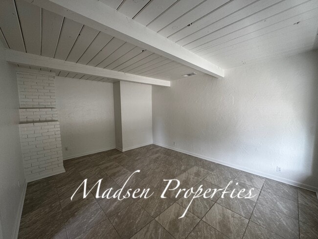 Photo - 63 Oak Dr