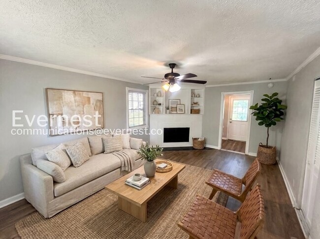 Photo - 811 Glade View Ct