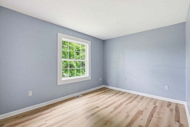 Photo - 11259 Edgewood Dr