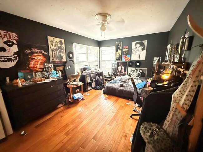 Photo - 1205 Fieldcrest Dr