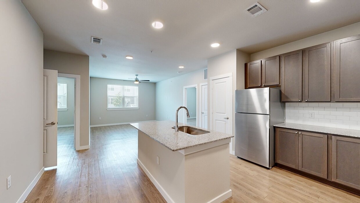 Photo - The Hightone Apartments