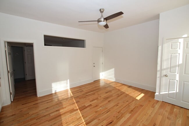 454 E Girard Ave Unit 3