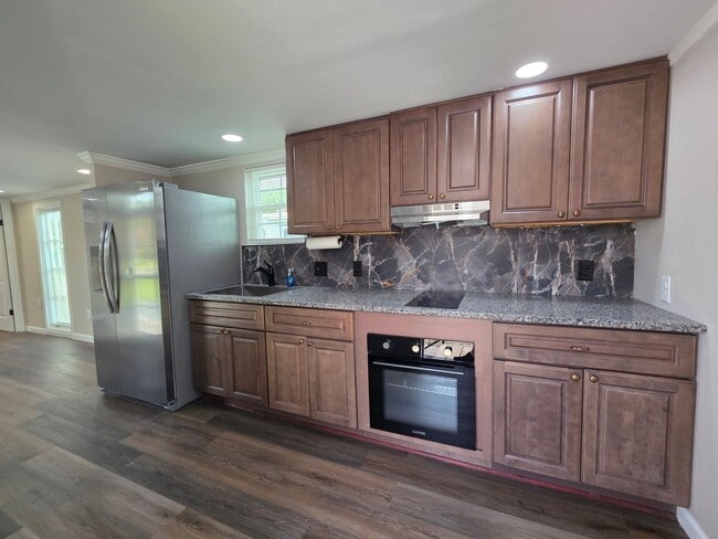 Photo - 8676 Sharon Ln