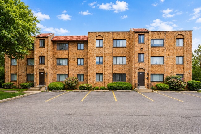 Building Photo - 224 E Rimini Ct