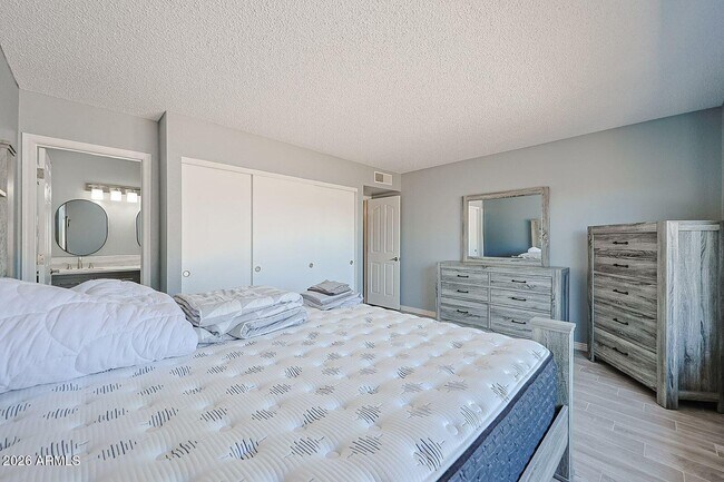 Photo - 4026 W Willow Ave