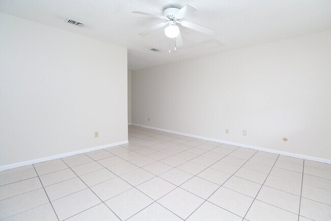 Photo - 2BR Duplex Near Blackwater River & Carpenter’s Park with Tile Flooring Throughout