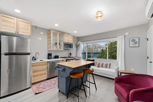 Photo - 2644 33rd St Unit B