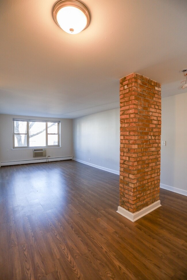 Photo - 1775 Highland Unit 312