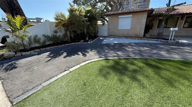 Photo - 1814 Thomas St Unit East Rear