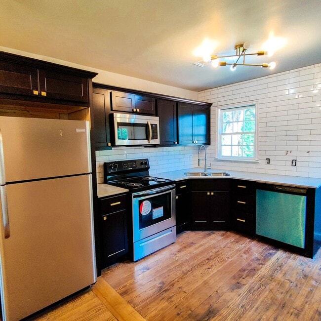 Photo - 2423 NW 31st St