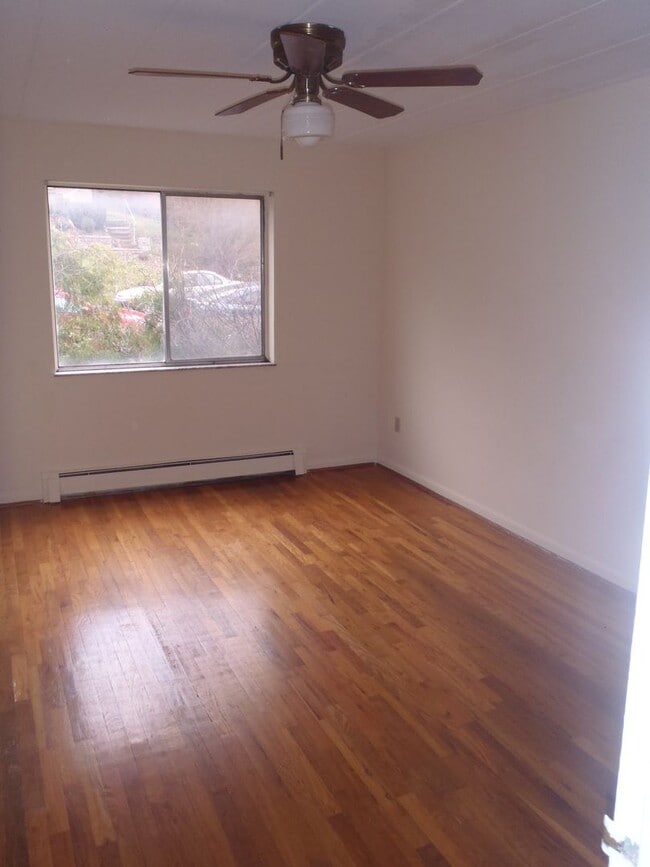 Photo - 539 Lowell Ave Unit 539-02