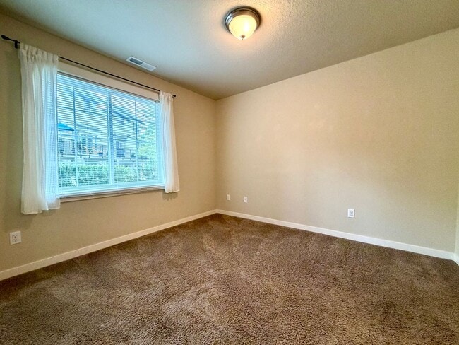 Photo - 28521 SW Orleans Ave
