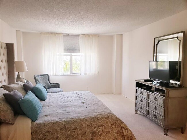 Photo - 2000 S Ocean Blvd Unit 3L