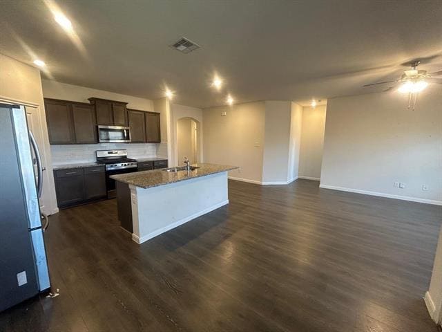 Photo - 602 Range Dr