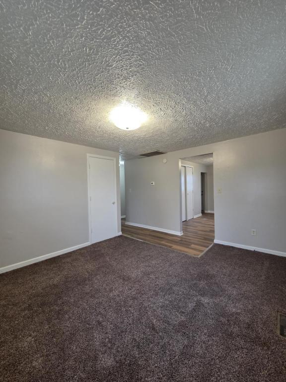 Photo - 1020 E North St House