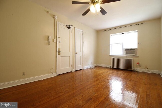 Photo - 1612 Pine St