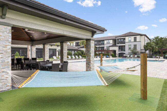 Photo - Lantower Grande Pines