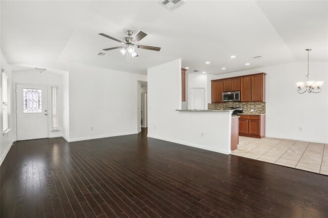 Photo - 18105 Bandelier Dr