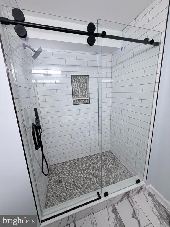 Building Photo - 113 N Fayette St Unit 3