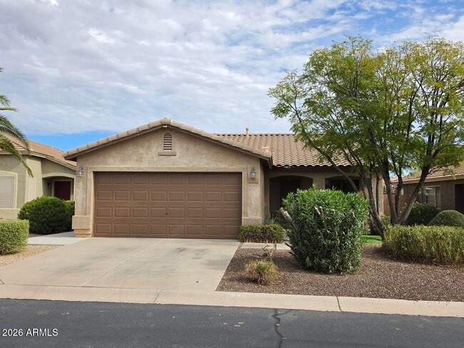 Building Photo - 34 E Nolana Pl