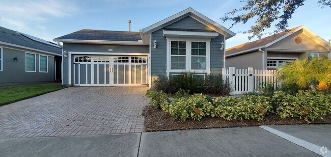 Building Photo - Beautiful Capri split floor plan in Trilog... Rental