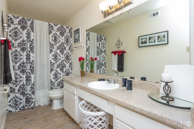 Bathroom - Fox Hall Apartments