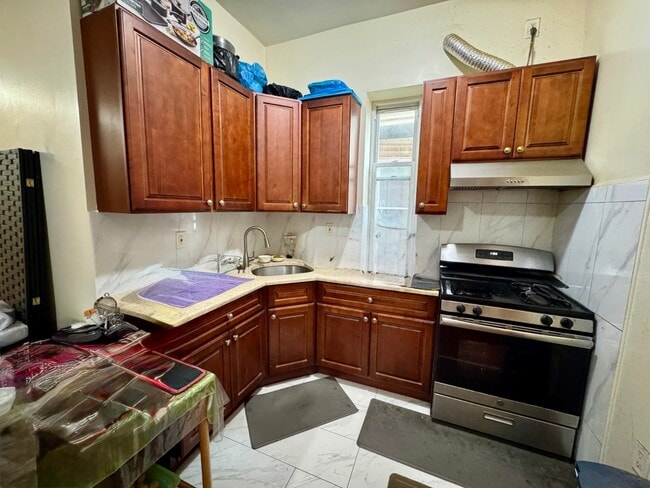 Photo - 3056 Perry Ave Apartment Unit First floor