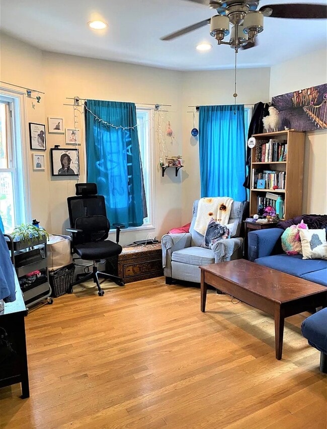 Photo - 32 Forbes St Unit 1