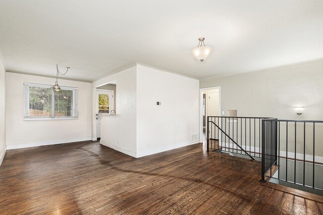 Photo - Spacious 3 bed 2 bath home in Denver