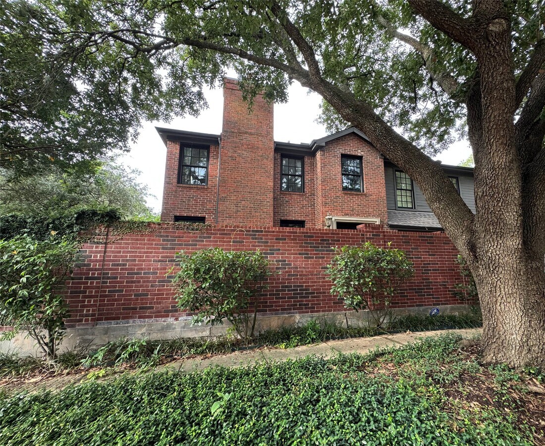 Photo - 1601 Norfolk St