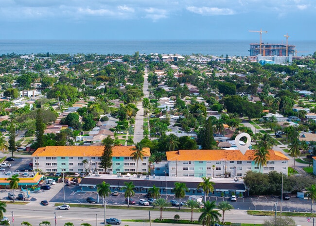 Photo - Deerfield East